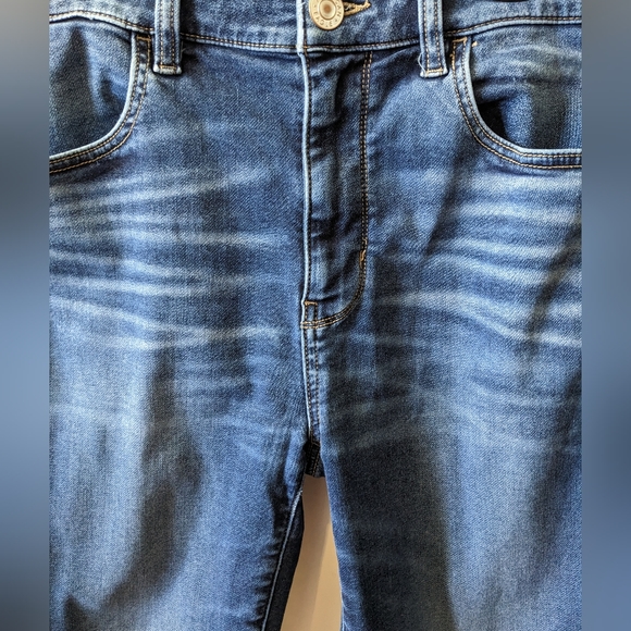 AMERICAN EAGLE, Next Level, Hi-Rise Jegging Crop, Gravity Blue, Size 12 Short. - Picture 3 of 9